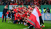 FBL-GER-CUP-HAMBURG-FREIBURG