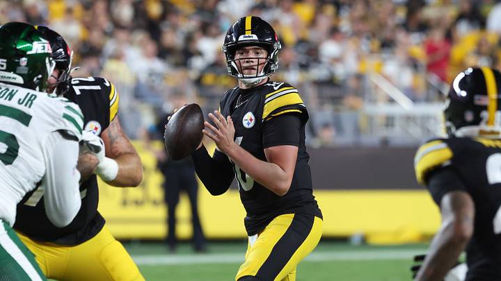 Pittsburgh Steelers rookie quarterback Drew Allar drops back to pass against the New York Jets during the second week of the 2026 NFL preseason.