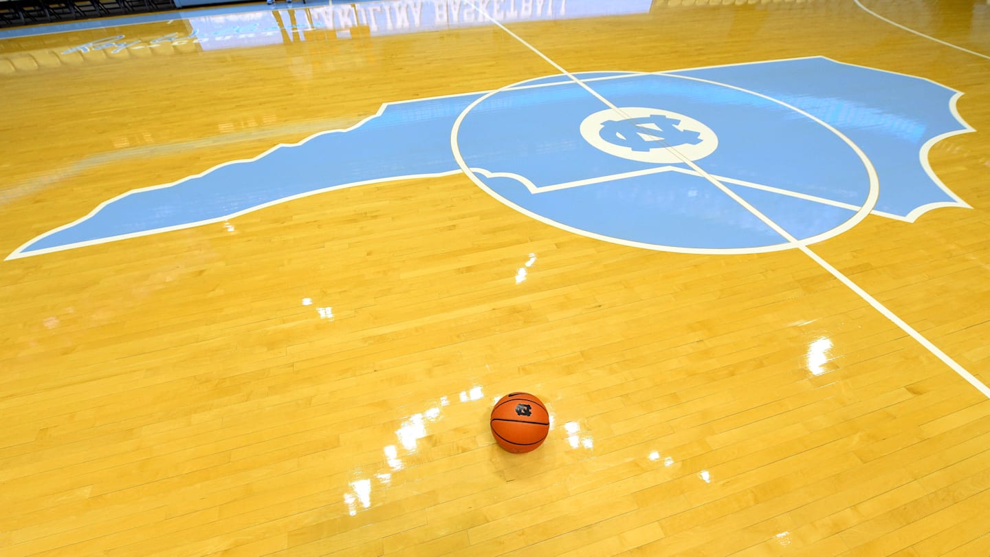 UNC Basketball Calls Attention to Graduate Newcomer