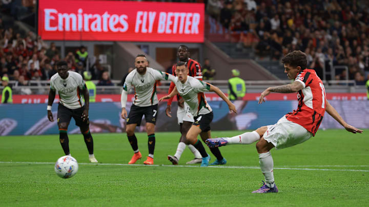 AC Milan v Venezia - Serie A