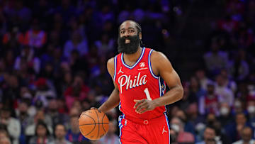 Harden fue clave en la victoria sobre los Knicks