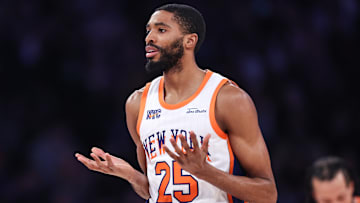 Cleveland Cavaliers v New York Knicks