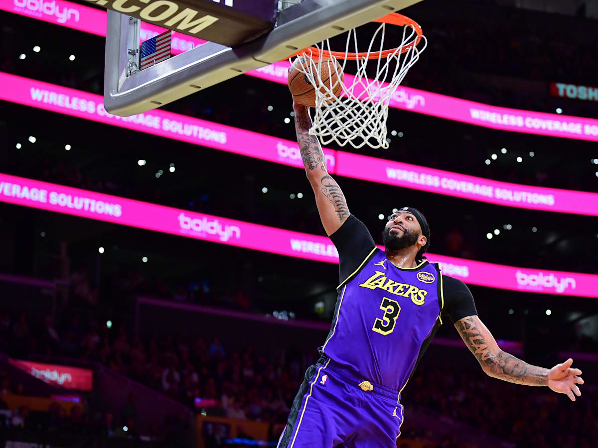 Lakers mvp on sale