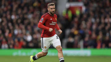 Luke Shaw soroti kesalahan dirinya dan staff medis Manchester United terkait permasalahan cedera yang dideritanya.