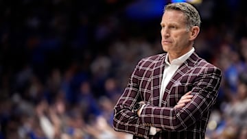 Alabama head coach Nate Oats works with his team against Kentucky during the first half of a Southeastern Conference tournament quarterfinal game at Bridgestone Arena in Nashville, Tenn., Friday, March 14, 2025.
