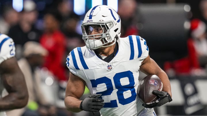 Indianapolis Colts running back Jonathan Taylor (28) runs with the ball on the field prior to the game against the Atlanta Falcons at Mercedes-Benz Stadium.