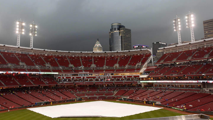 Rain and thunderstorms are in the forecast in Cincinnati tonight when the St. Louis Cardinals and Cincinnati Reds meet up.