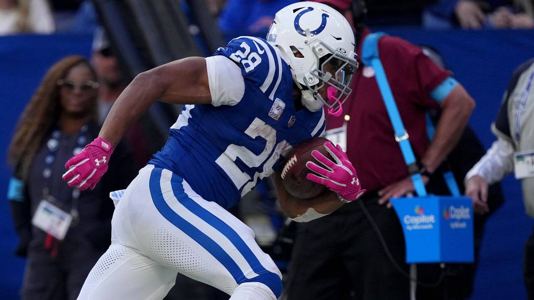 Here's what a potential trade for Colts RB Jonathan Taylor could look like for the Vikings this season. Here's what a potential trade for Colts RB Jonathan Taylor could look like for the Vikings this season.