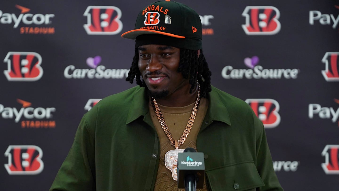 Bengals Rookie Stewart Only Rookie Holding Out