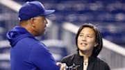 Kim Ng es la gerente general de los Marlins de Miami y la ejecutiva de béisbol de más alto rango