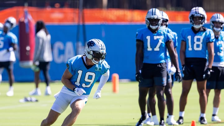 Jul 26, 2025; Charlotte, NC, USA; Carolina Panthers wide receiver Adam Thielen (19) runs routes during training camp. Mandatory Credit: Scott Kinser-Imagn Images Jul 26, 2025; Charlotte, NC, USA; Carolina Panthers wide receiver Adam Thielen (19) runs routes during training camp. Mandatory Credit: Scott Kinser-Imagn Images