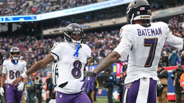 Baltimore Ravens quarterback Lamar Jackson and receiver Rashod Bateman