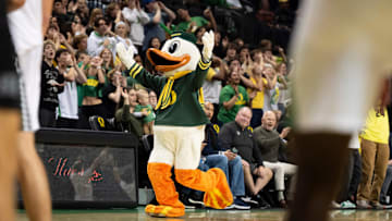 The Duck runs up the sideline during “Shout” as the Oregon Ducks host the Hawaii Rainbow Warriors on Nov. 4, 2025, at Matthew Knight Arena in Eugene, Oregon.