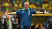 Dorival Júnior teve sua saída comunicada nesta sexta-feira (28)