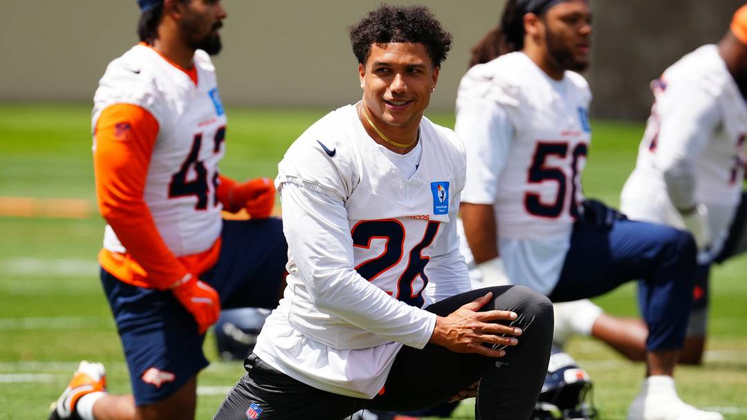 Jun 16, 2026; Englewood, CO, USA; Denver Broncos 2025-2026 safety Devon Key (26) during mini camp at Broncos Park. Jun 16, 2026; Englewood, CO, USA; Denver Broncos 2025-2026 safety Devon Key (26) during mini camp at Broncos Park.