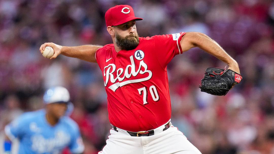 Cincinnati Reds pitcher Tejay Antone (70) throws a pitch in the seventh inning of the MLB Interleague game between the Cincinnati Reds and the Kansas City Royals at Great American Ball Park in Cincinnati on Tuesday, June 2, 2026. The Reds won 4-3 on a walkoff hit by Blake Dunn, scoring Spencer Steer from second base in the 10th inning.