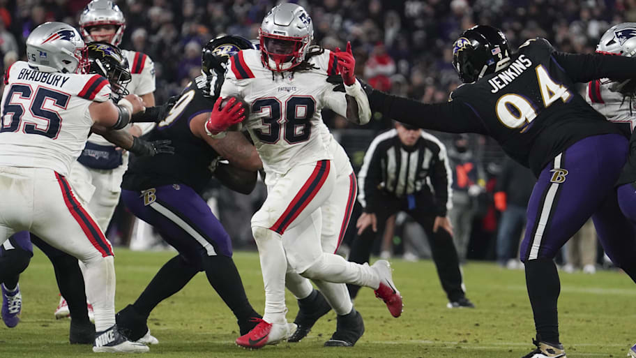 New England Patriots running back Rhamondre Stevenson