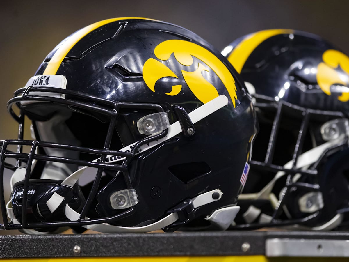 Hawkeye football discount