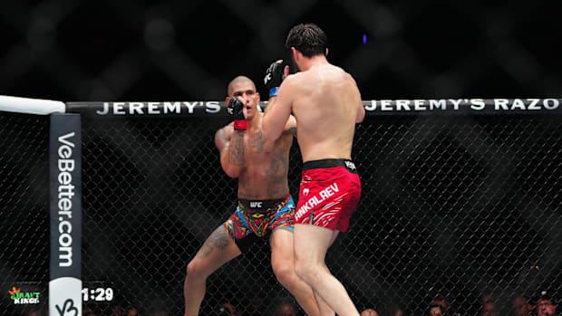 Ankalaev won a decision