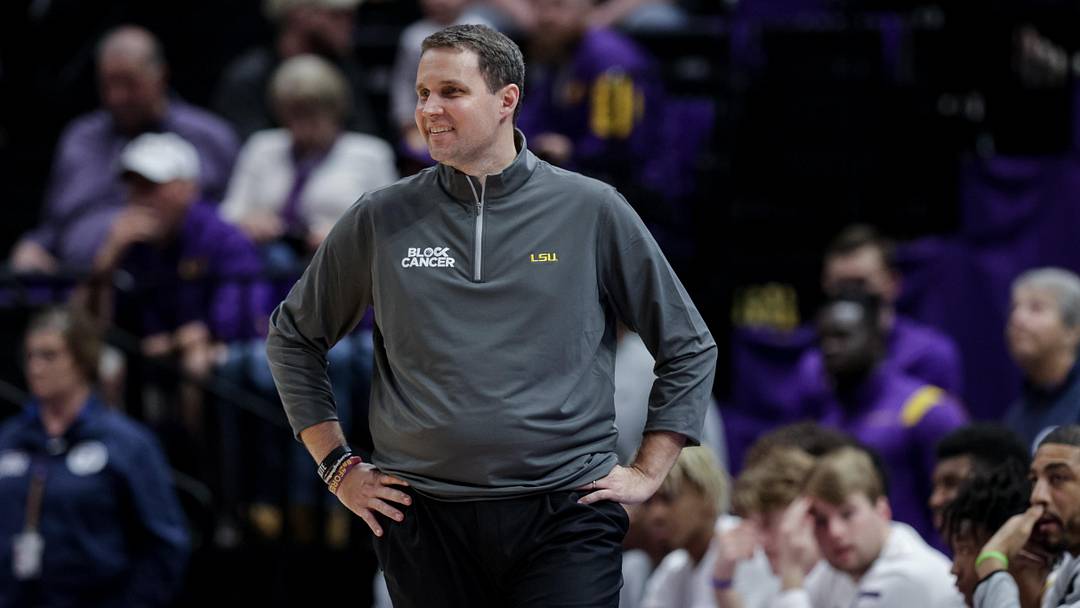 Feb 26, 2022; Baton Rouge, Louisiana, USA; LSU Tigers head coach Will Wade reacts during the second half against the Missouri Tigers at the Pete Maravich Assembly Center. Mandatory Credit: Stephen Lew-Imagn Images Feb 26, 2022; Baton Rouge, Louisiana, USA; LSU Tigers head coach Will Wade reacts during the second half against the Missouri Tigers at the Pete Maravich Assembly Center. Mandatory Credit: Stephen Lew-Imagn Images