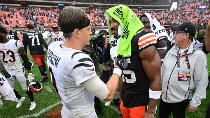 Sep 10, 2023; Cleveland, Ohio, USA; Cincinnati Bengals quarterback Joe Burrow (9) talks to Cleveland