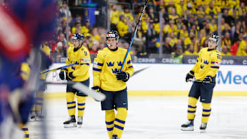 IHOCKEY-JUNIOR-USA-SWE