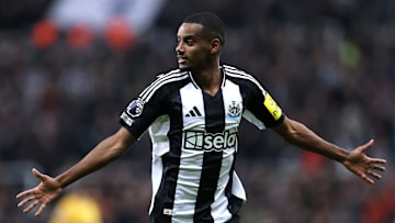 Newcastle United FC v Wolverhampton Wanderers FC - Premier League