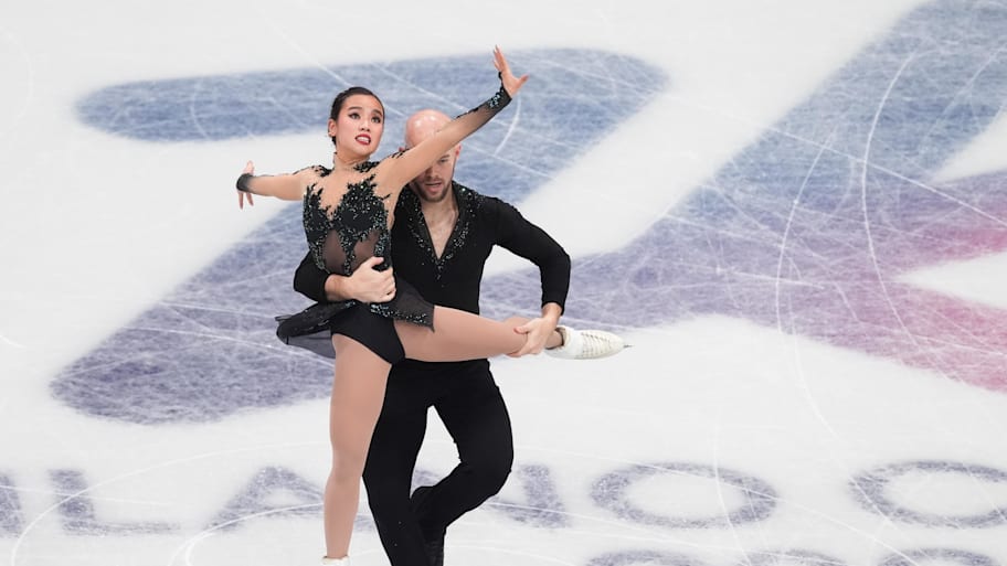 Ellie Kam and Danny O'Shea of the United States of America perform in the pairs free skate