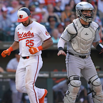 Baltimore Orioles designated hitter Anthony Santander (25) scores during the sixth inning on a double by outfielder Cedric Mullins (not shown) against the Chicago White Sox at Oriole Park at Camden Yards on Sept 2.