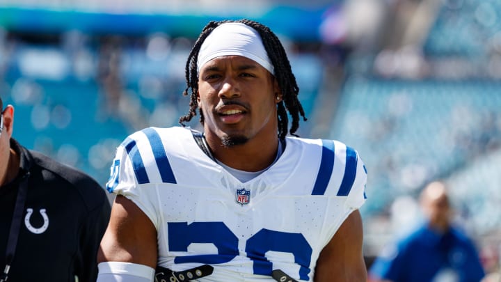 Indianapolis Colts safety Nick Cross (20) before the game against the Jacksonville Jaguars at EverBank Stadium.