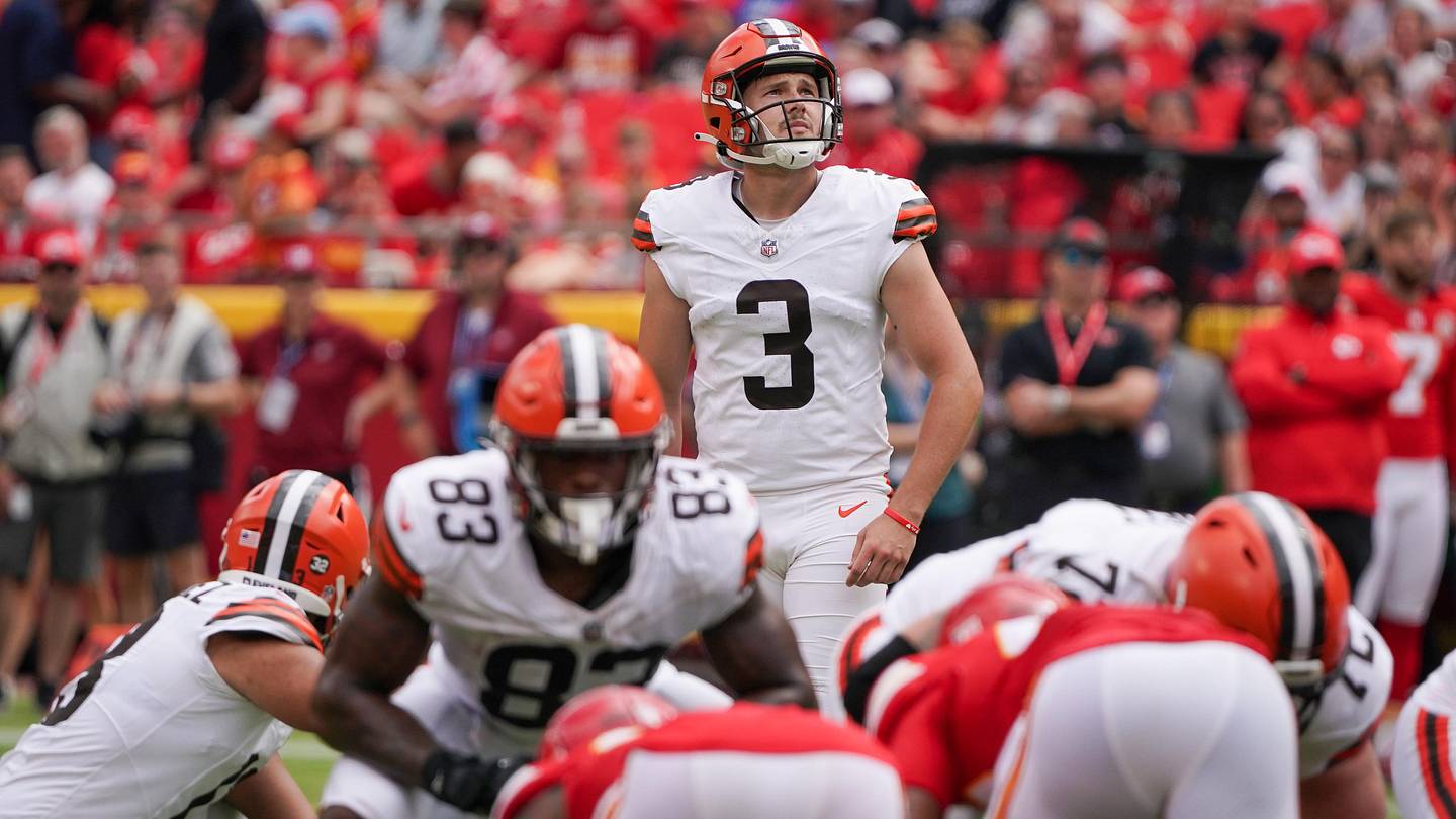 Prodigal son returns: Browns bring back former draft bust Cade York - Vimarsana News