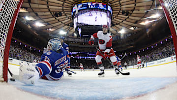Carolina Hurricanes v New York Rangers
