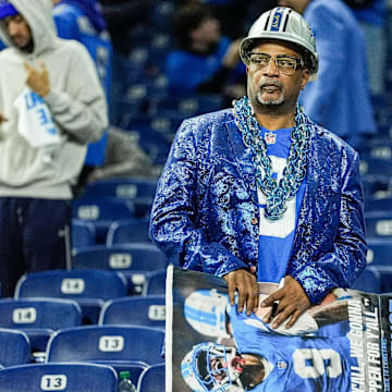 Detroit Lions fans.