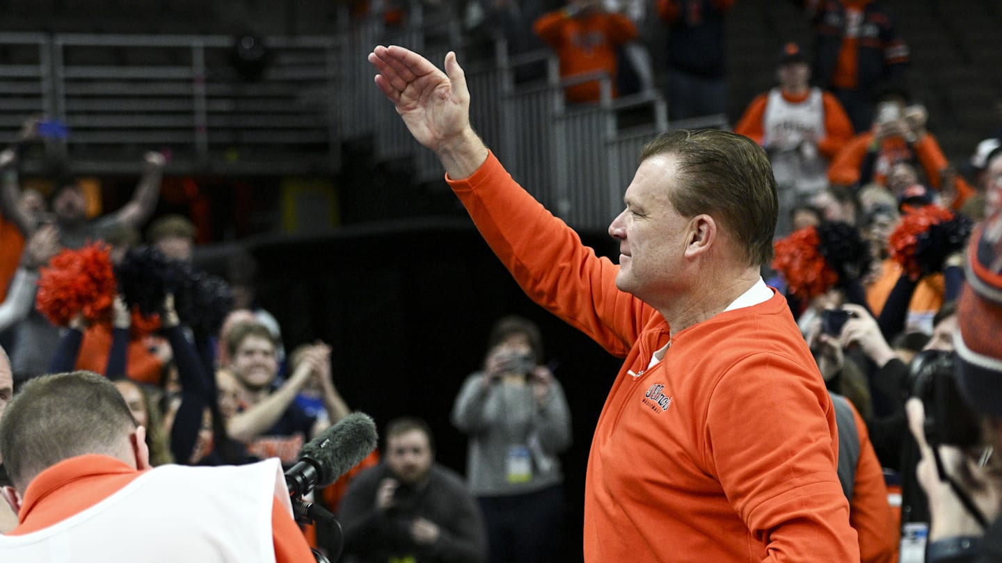 伊利諾伊州籃球大個子獲得 NCAA 資格批准，可以起飛