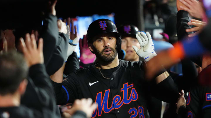 May 31, 2024; New York City, New York, USA; New York Mets designated hitter JD Martinez (28) is congratulated by teammates for hitting a home run against the Arizona Diamondbacks during the sixth inning at Citi Field. Mandatory Credit: Gregory Fisher-USA TODAY Sports