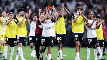 Corinthians vive crise financeira e administrativa há alguns anos