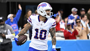 Buffalo Bills wide receiver Khalil Shakir (10) reacts after a touchdown on a 54-yard reception during the second half against the Carolina Panthersat Bank of America Stadium. 