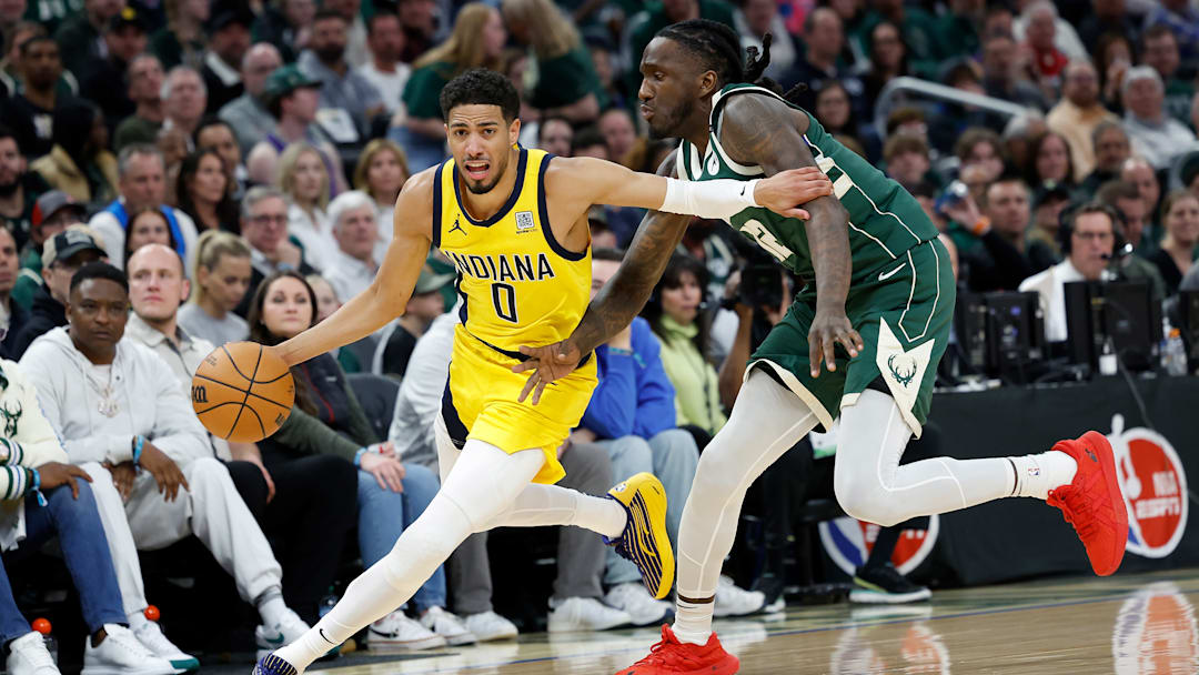 Indiana Pacers v Milwaukee Bucks - Game Three