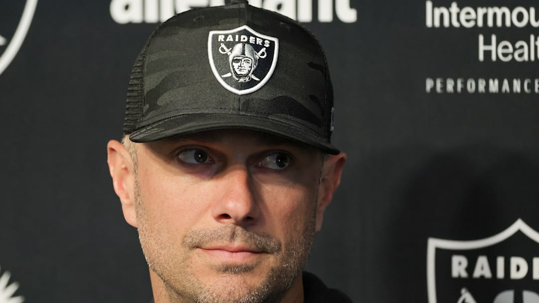 Las Vegas Raiders Introduce Geno Smith