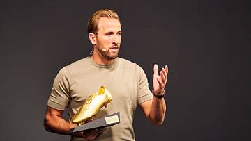 Harry Kane mit seinem goldenen Schuh Harry Kane mit seinem goldenen Schuh