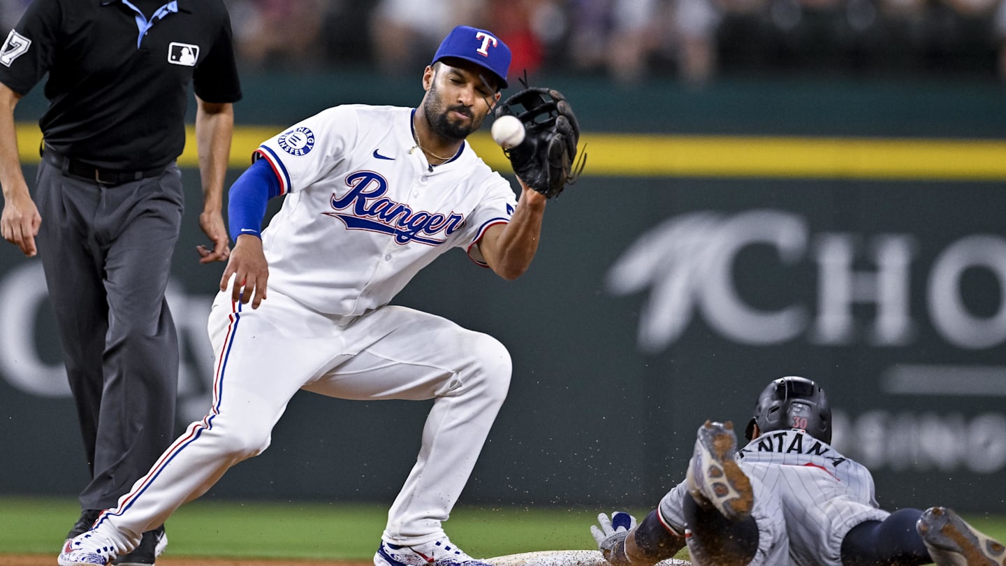 Looking For Seconds! Texas Rangers Infielders Named Rawlings Gold Glove