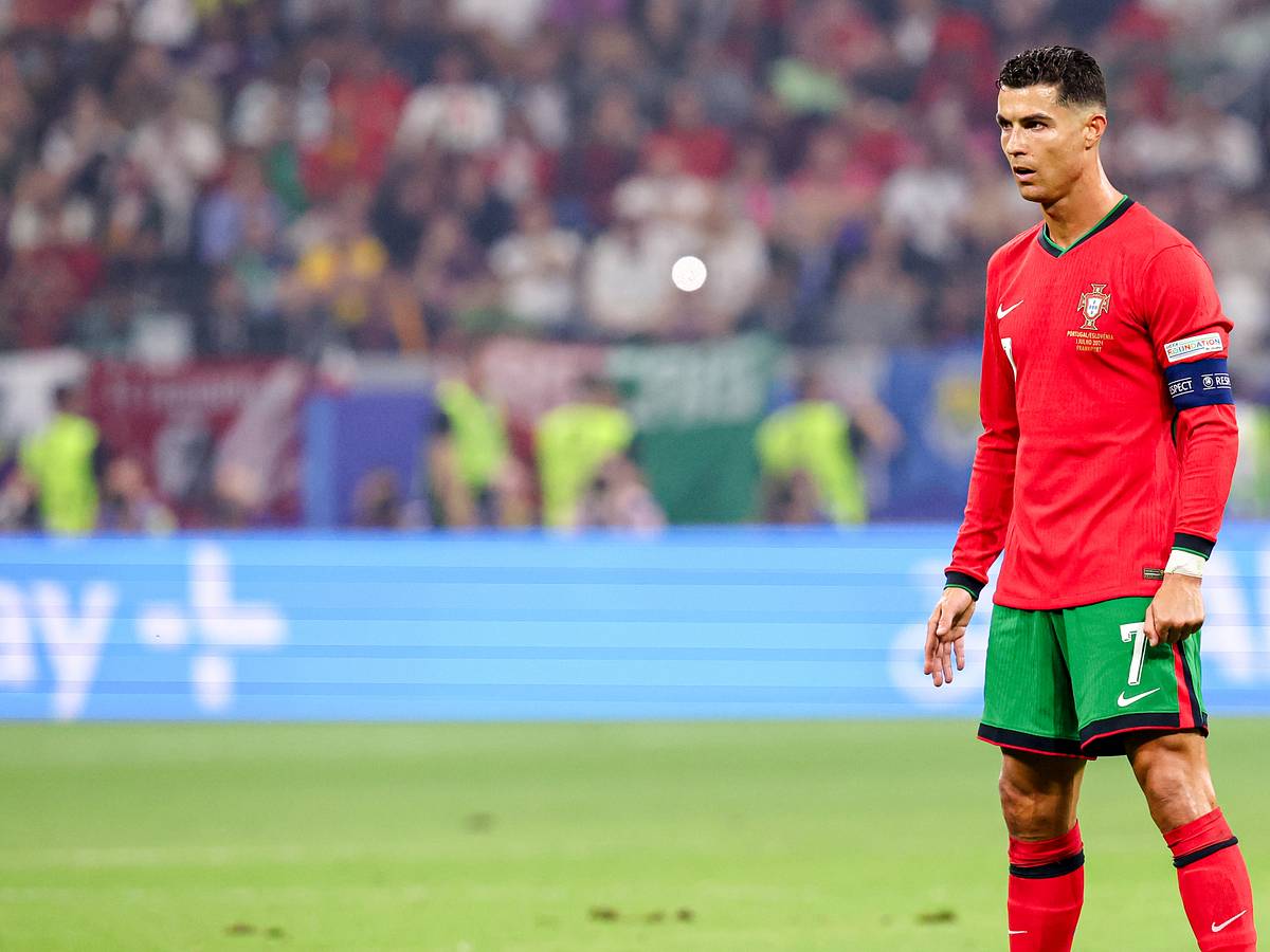 cristiano ronaldo tiro libre tiro