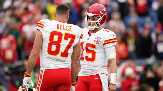 Kansas City Chiefs quarterback Patrick Mahomes and tight end Travis Kelce