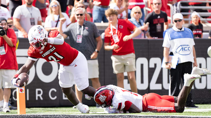 Louisville Cardinals running back Donald Chaney (21) attempts to score a touchdown during their game against the Jacksonville State Gamecocks on Saturday, Sept. 7, 2024 at L&N Federal Credit Union Stadium in Louisville, Ky.