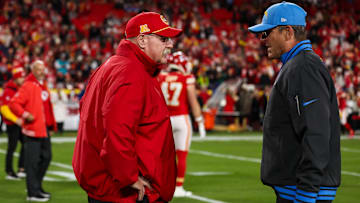Los Angeles Chargers v Kansas City Chiefs