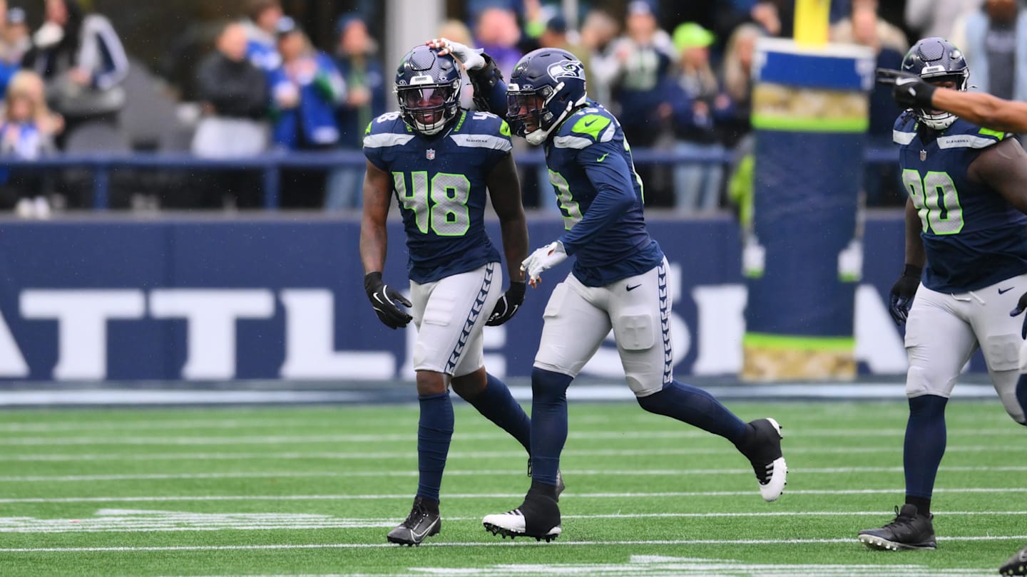 Seahawks' Anthony Bradford Emerges Most Surprising Offseason Player
