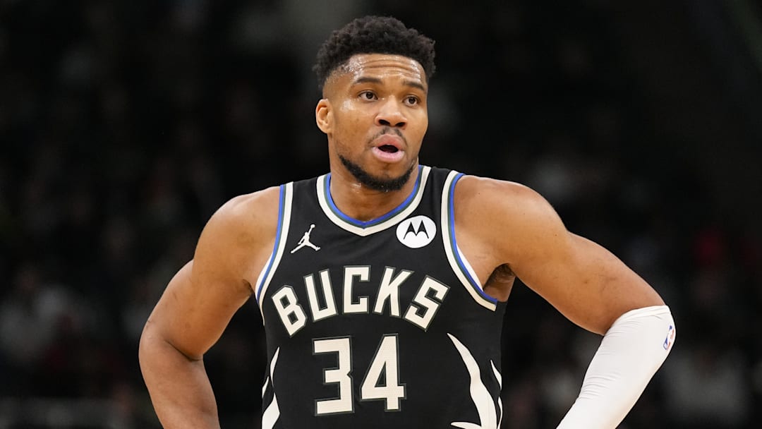 Giannis Antetokounmpo Giannis Antetokounmpo