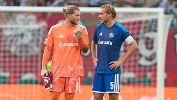Beim FCA mussten Loris Karius, Timo Becker und Co. direkt einen Watschn verdauen Beim FCA mussten Loris Karius, Timo Becker und Co. direkt einen Watschn verdauen