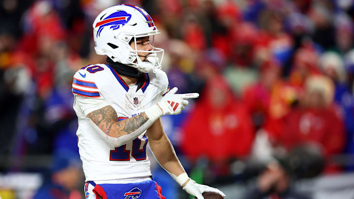 Buffalo Bills wide receiver Khalil Shakir (10) reacts after a catch against the Kansas City Chiefs
