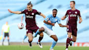 Manchester City e Leicester City se enfrentam neste domingo.